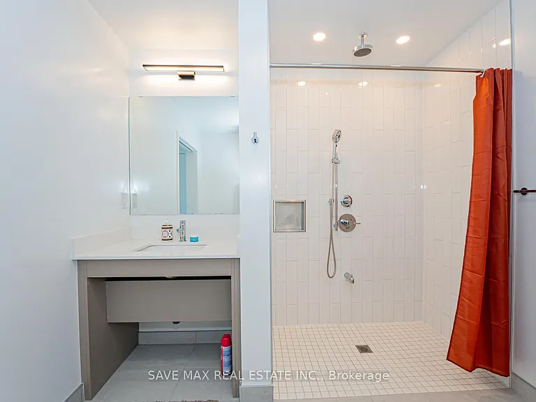 2485 Eglinton Ave W #402 — Photo 26