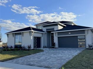 8425 Golden Beach Ct, Parrish, FL 34219