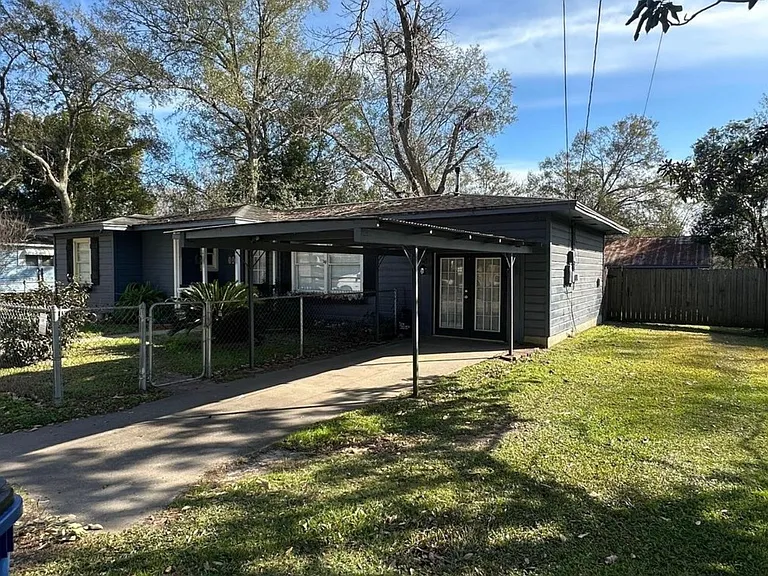 2309 Bradford St — Photo 19