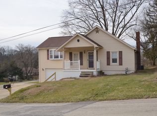 119 Stuber Rd, New Brighton, PA 15066