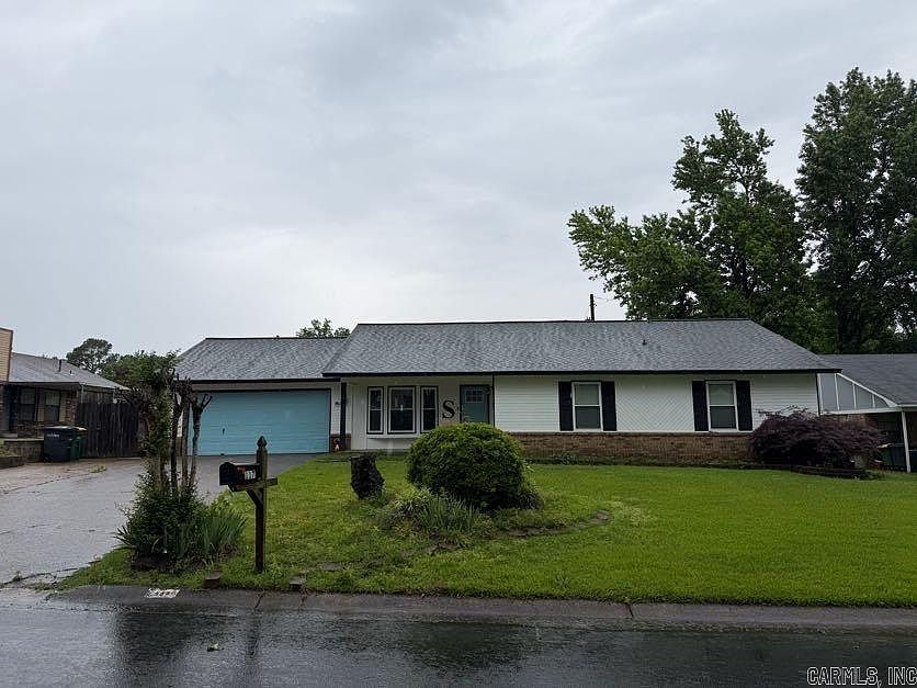 1st image of 117 Shadow Oaks Dr