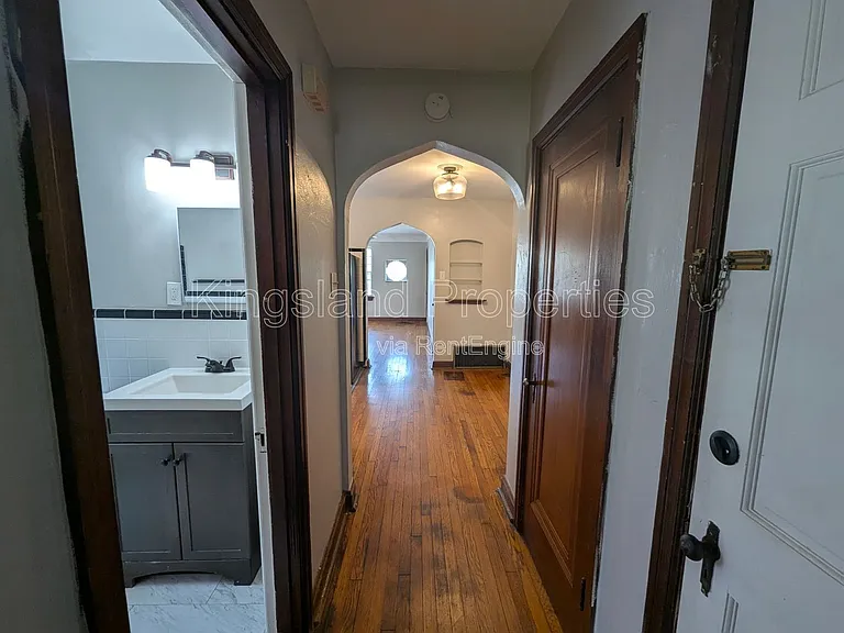 3910 Chippewa St #1F — Photo 9
