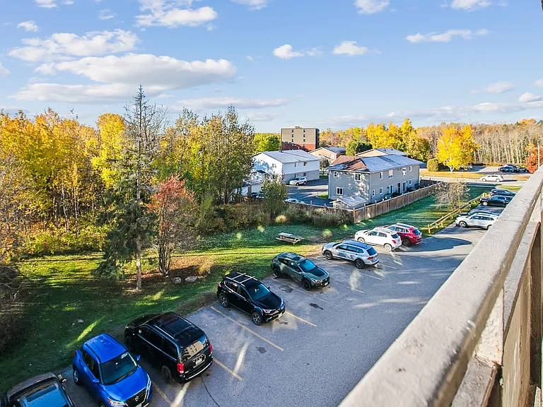 365 Lake St — Photo 11