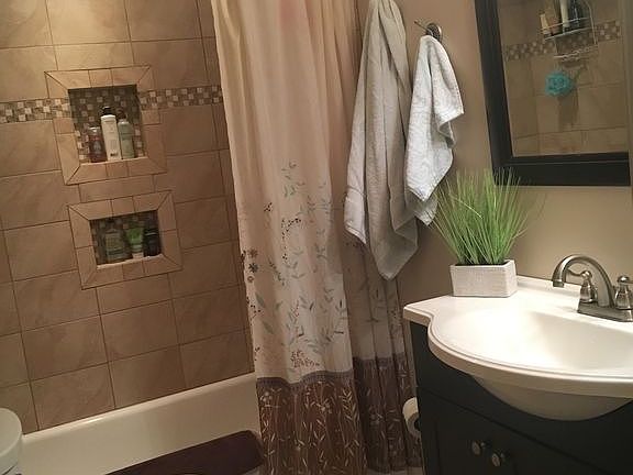 5th image of 10228 Rockville Pike APT 102