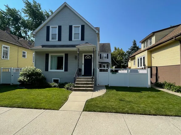 5337 W Carmen Ave, Chicago, IL 60630