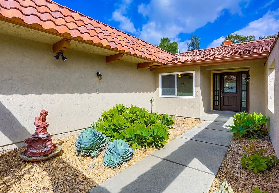 1st image of 233 Dewane Dr