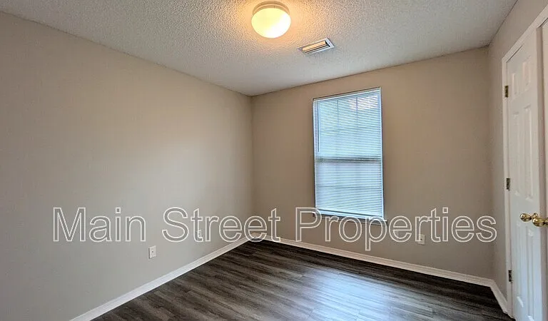 8660 Figland Ave — Photo 13
