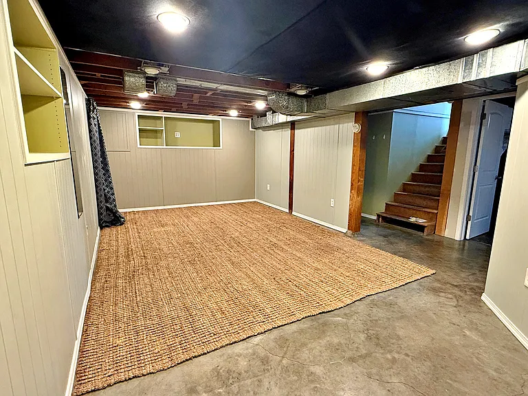 8048 SE Ellis St — Photo 40