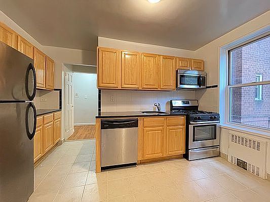 1st image of 307 Sterling St APT F1