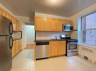307 Sterling St #G1, Brooklyn, NY 11225