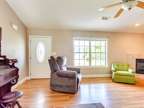 4th image of 7009 Pelsor Ln
