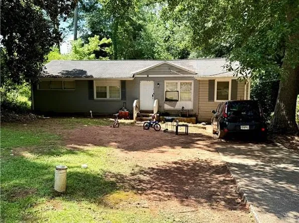 3419 Pinehill Dr, Decatur, GA 30032