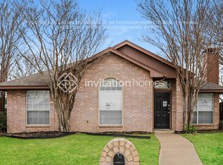1325 Meadow Creek Dr, Lancaster, TX 75146