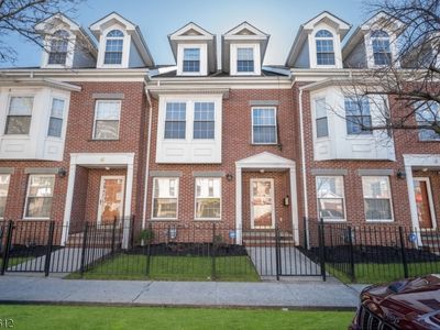 44 Prospect St, East Orange, NJ, 07017