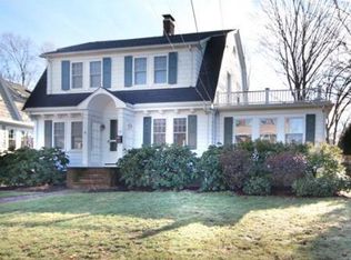 52 Van Brunt Ave, Dedham, MA 02026