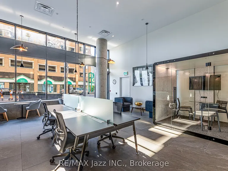 80 Bond St E #1202 — Photo 9
