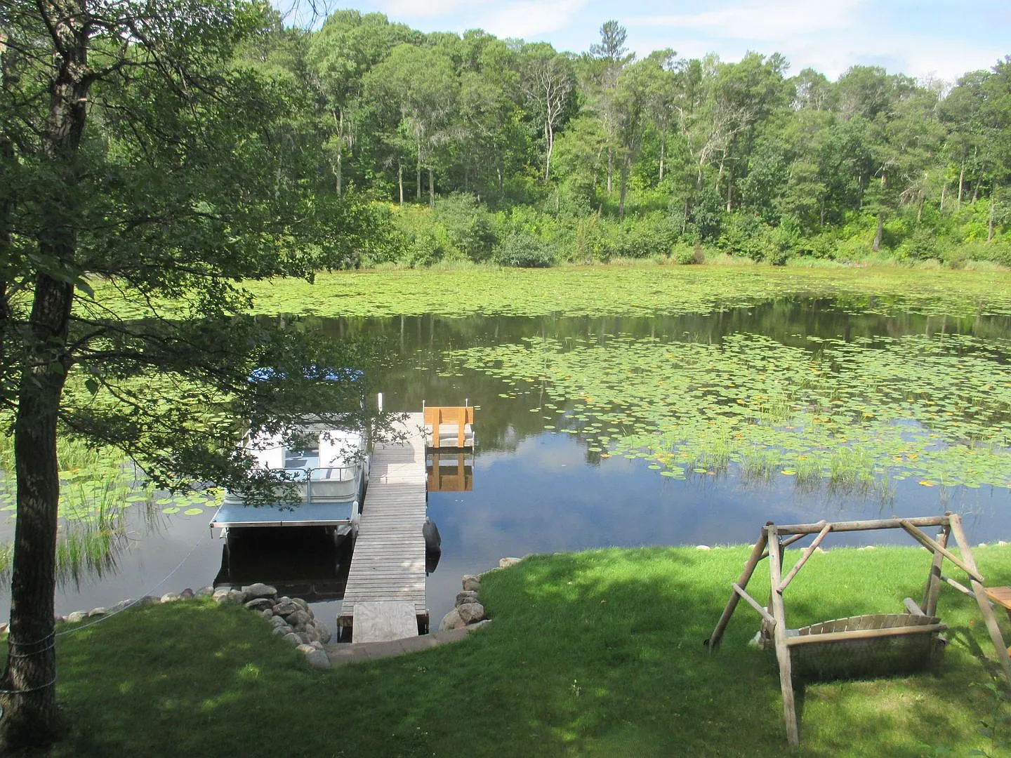 All Utilities Included! 1 Bedroom Apartment With Lake Access! — Photo 3