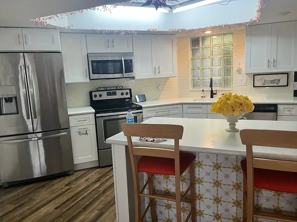 4386 Hazel Ave APT C, Palm Beach Gardens, FL 33410