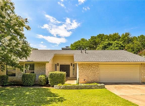 2nd image of 7107 Fireoak Dr