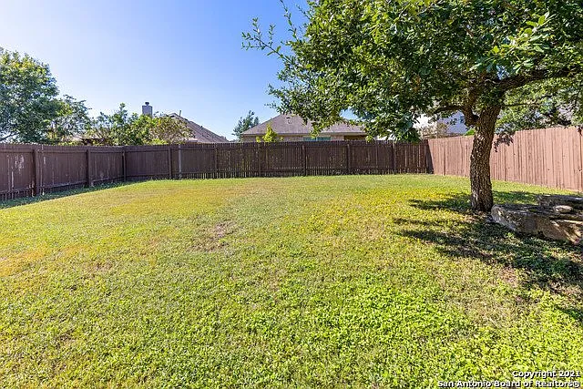 4 bed, 2.5 bath, $2,380 — Photo 2
