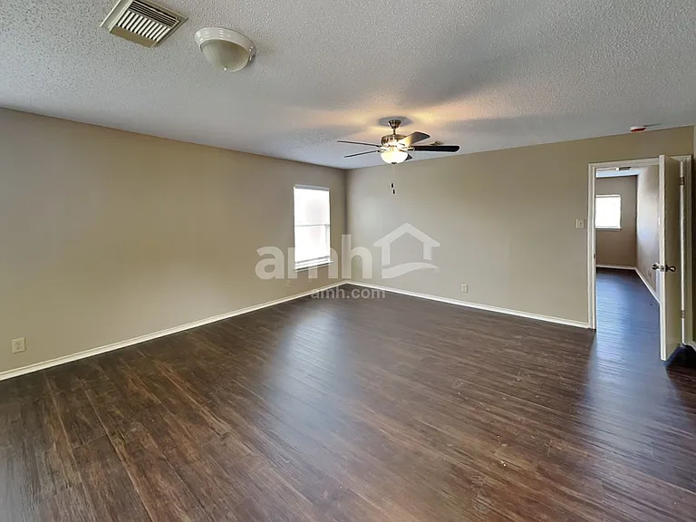 7106 Raintree Frst — Photo 11