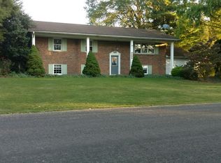 801 Crestview Rd, Mifflinburg, PA 17844