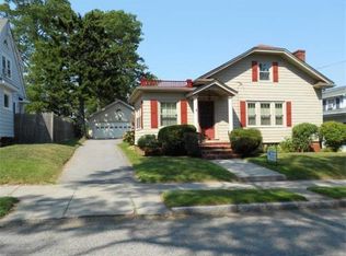 488 Montgomery St, Fall River, MA 02720