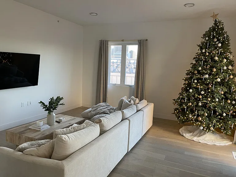2530 Lawrence St #107 — Photo 24