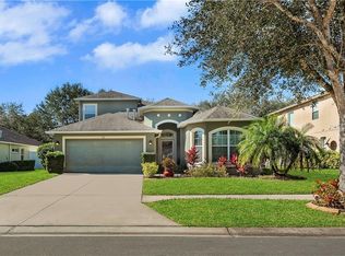 310 Westchester Hills Ln, Valrico, FL 33594