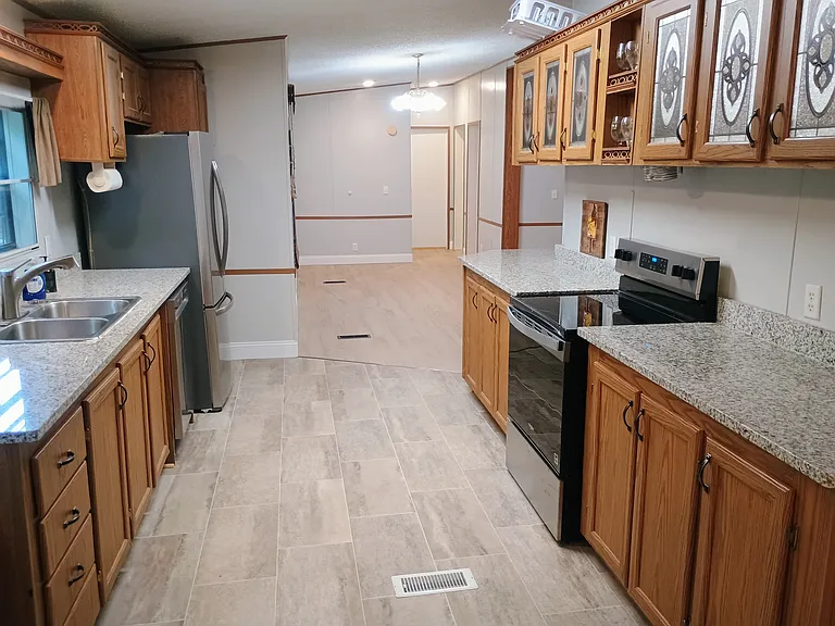 124 Woodshore Dr — Photo 19