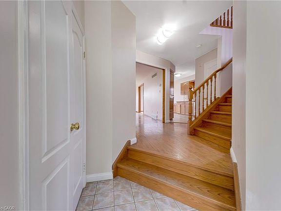 3rd image of 213 Grey Fox Dr