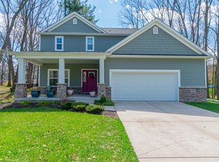 104 Burlington Beach Rd, Valparaiso, IN 46383