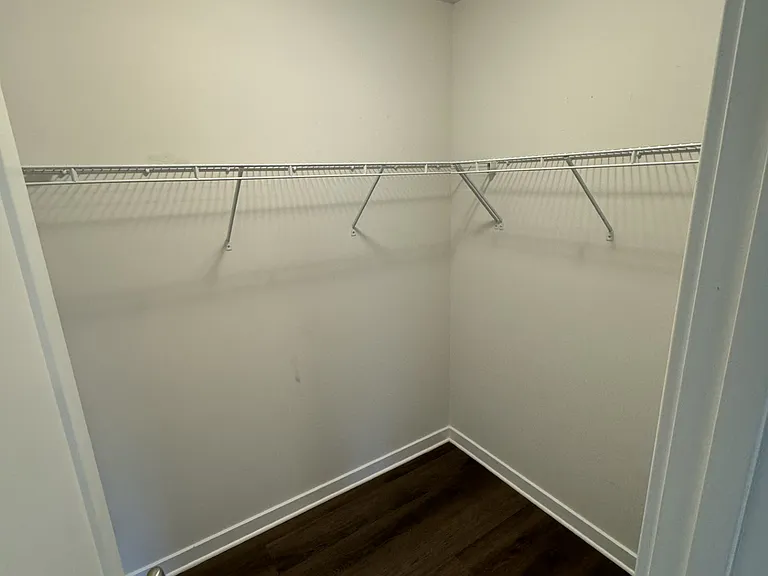 121 Europa Way — Photo 19