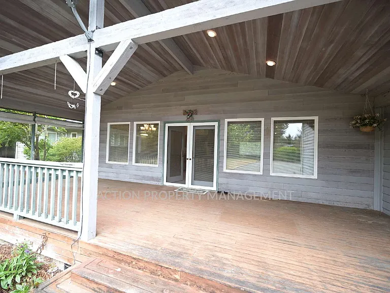 123 Beeson Rd — Photo 16