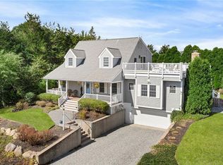 20 Marine Dr, Narragansett, RI 02882