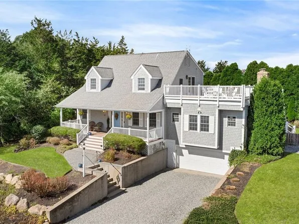 20 Marine Dr, Narragansett, RI 02882