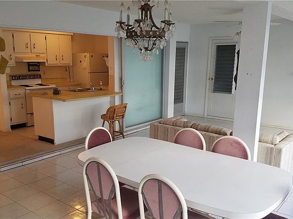 3rd image of 8033 Boca Grande Ave