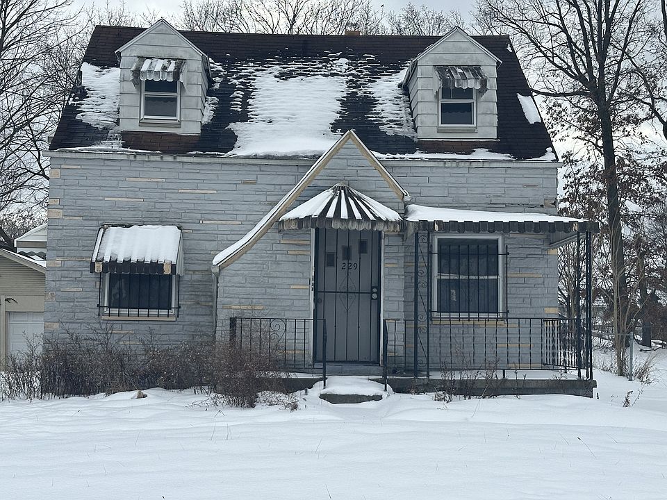 1st image of 229 E Avondale Ave