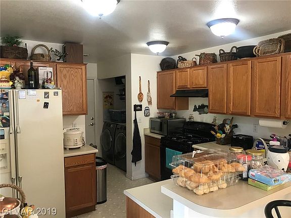 3rd image of 1404 Old Cobble Dr