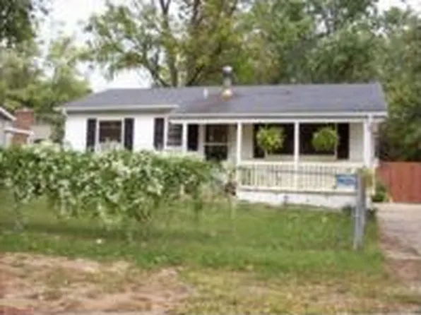 915 Birch St, Niles, MI 49120