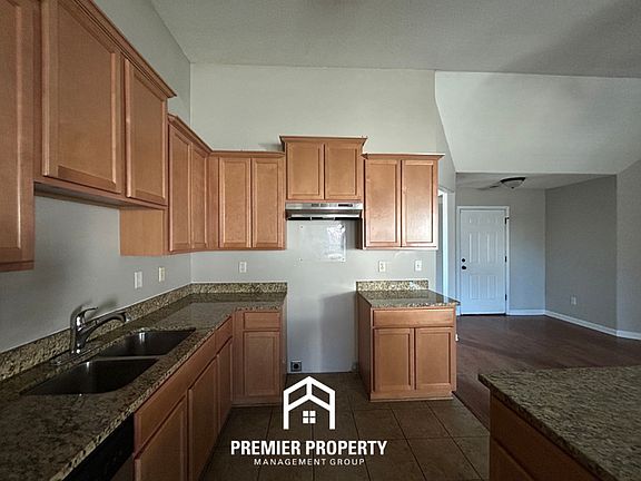 5th image of 4438 Hughes Meadow Dr