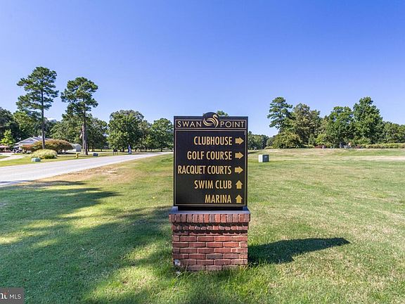 4th image of 14710 Jennifer Ct