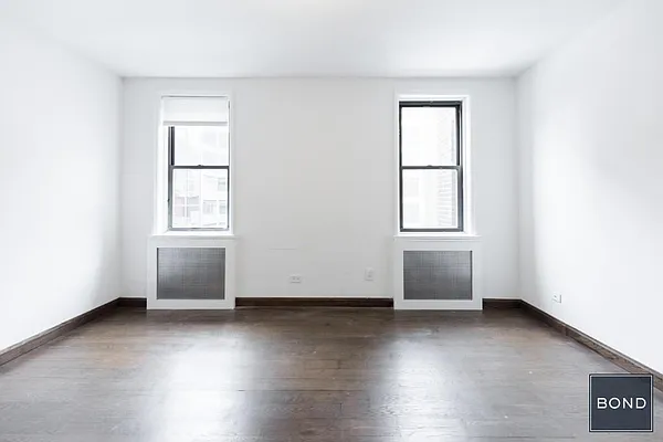 Rented by Bond New York | media 36