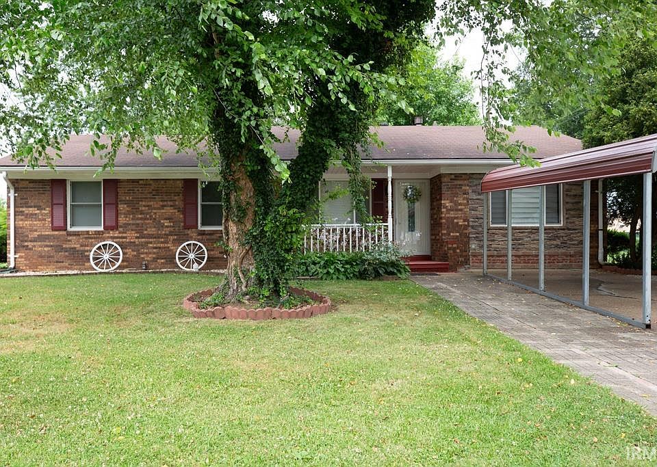 1st image of 2801 Eastbrooke Dr
