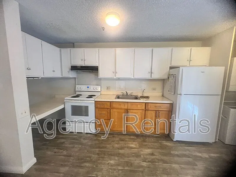 2 bed, 1.0 bath, 600 sqft, $1,950 — Photo 1