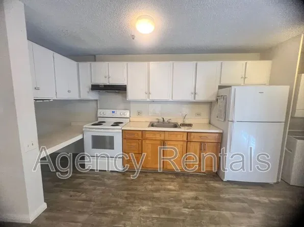 1226 Alexander St APT 1103, Honolulu, HI 96826