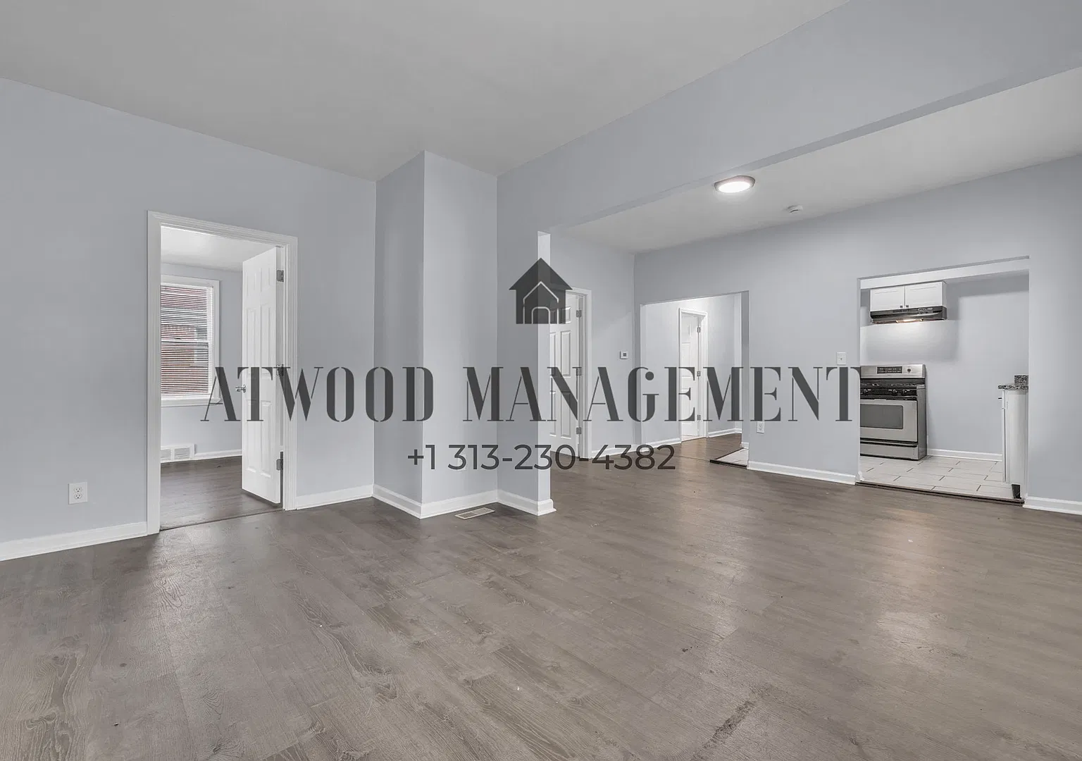 This beautifully updated 3-bedroom, 2-bath single-family home is ready for move-in! — Photo 4
