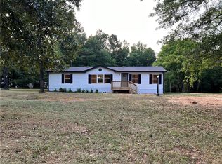 560 Poseyville Rd, Temple, GA 30110