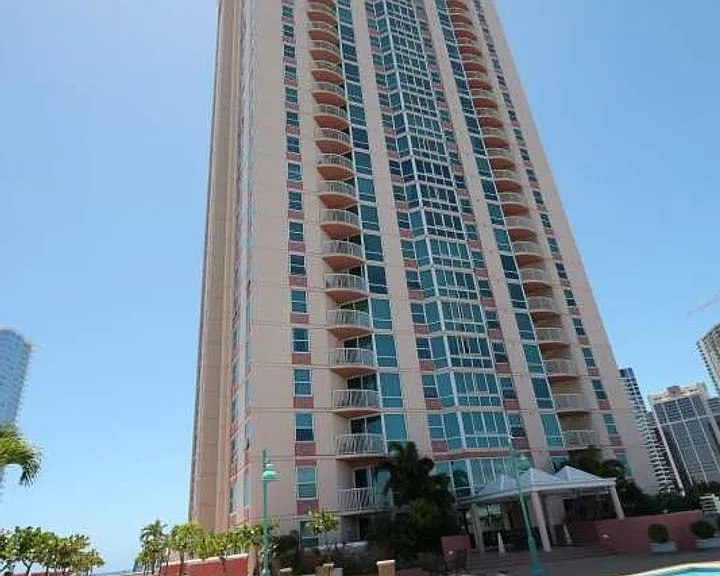 801 S King St #1011 — Photo 13