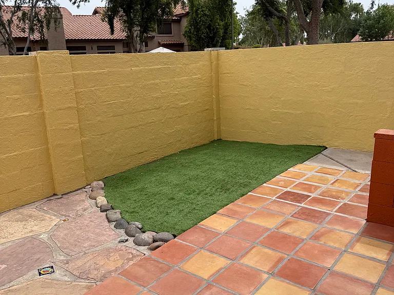 W Mango Dr — Photo 18